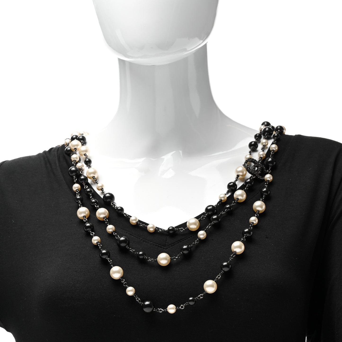 Ruthenium Camellia Pearl CC Necklace Black