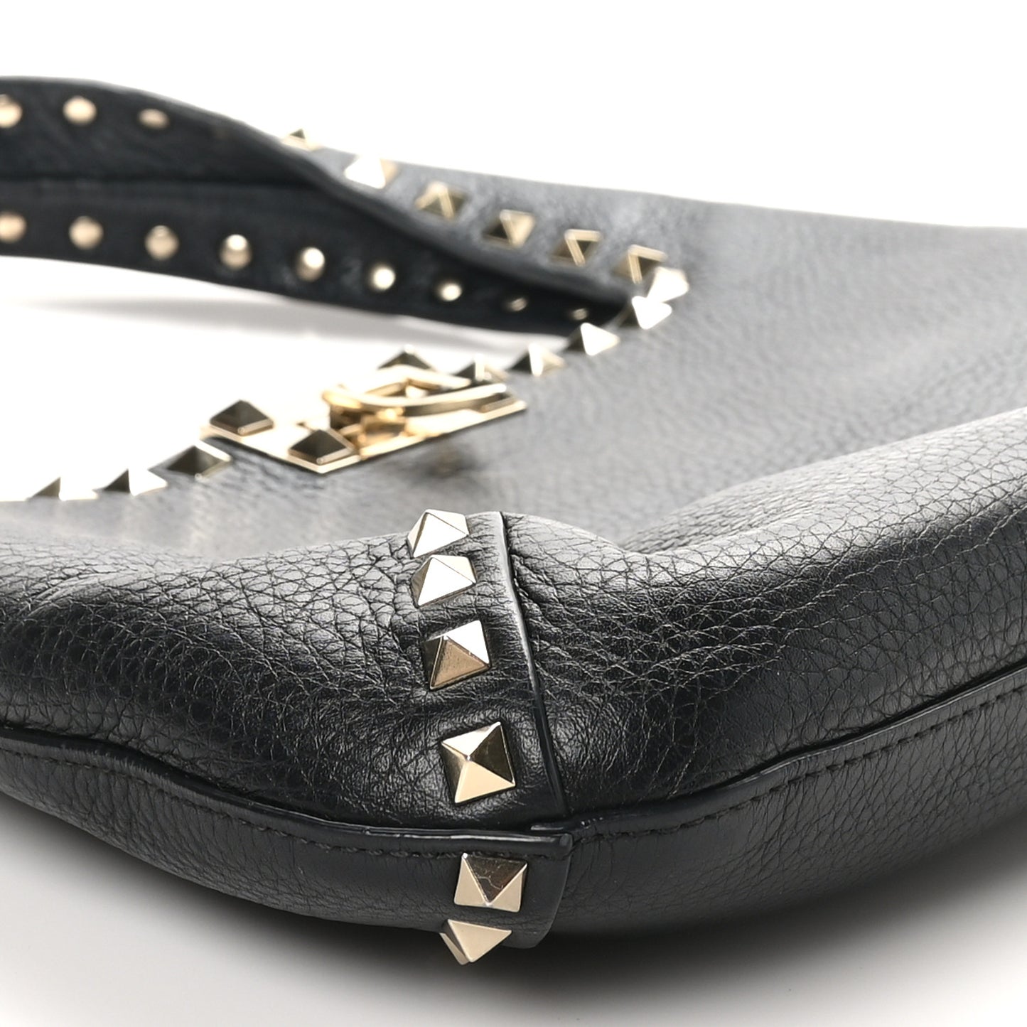 Grained Calfskin Small Rockstud Hobo Black