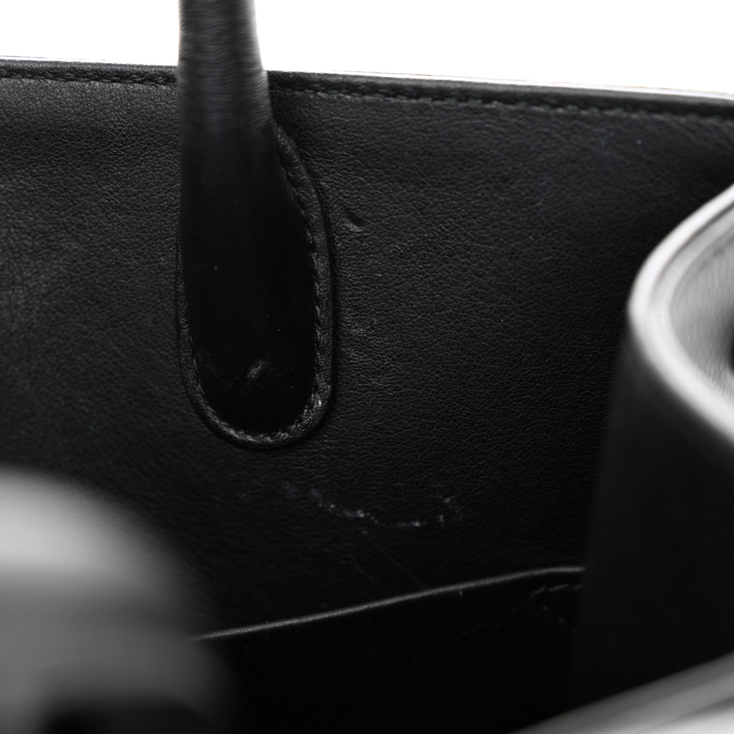 Grained Calfskin Medium Diorever Flap Black