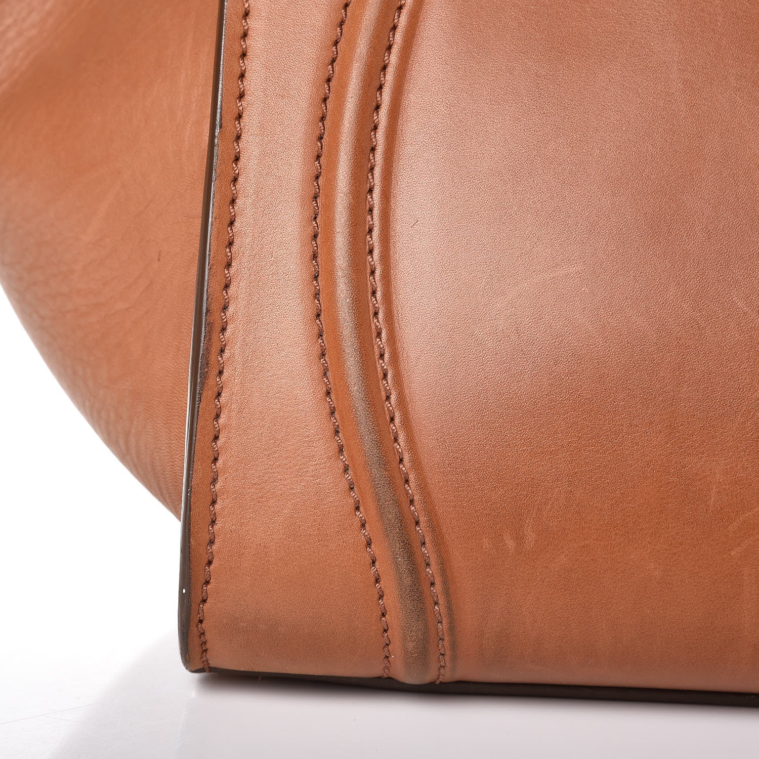 Celine Natural Calfskin Medium Phantom Luggage Tan 15 of 18