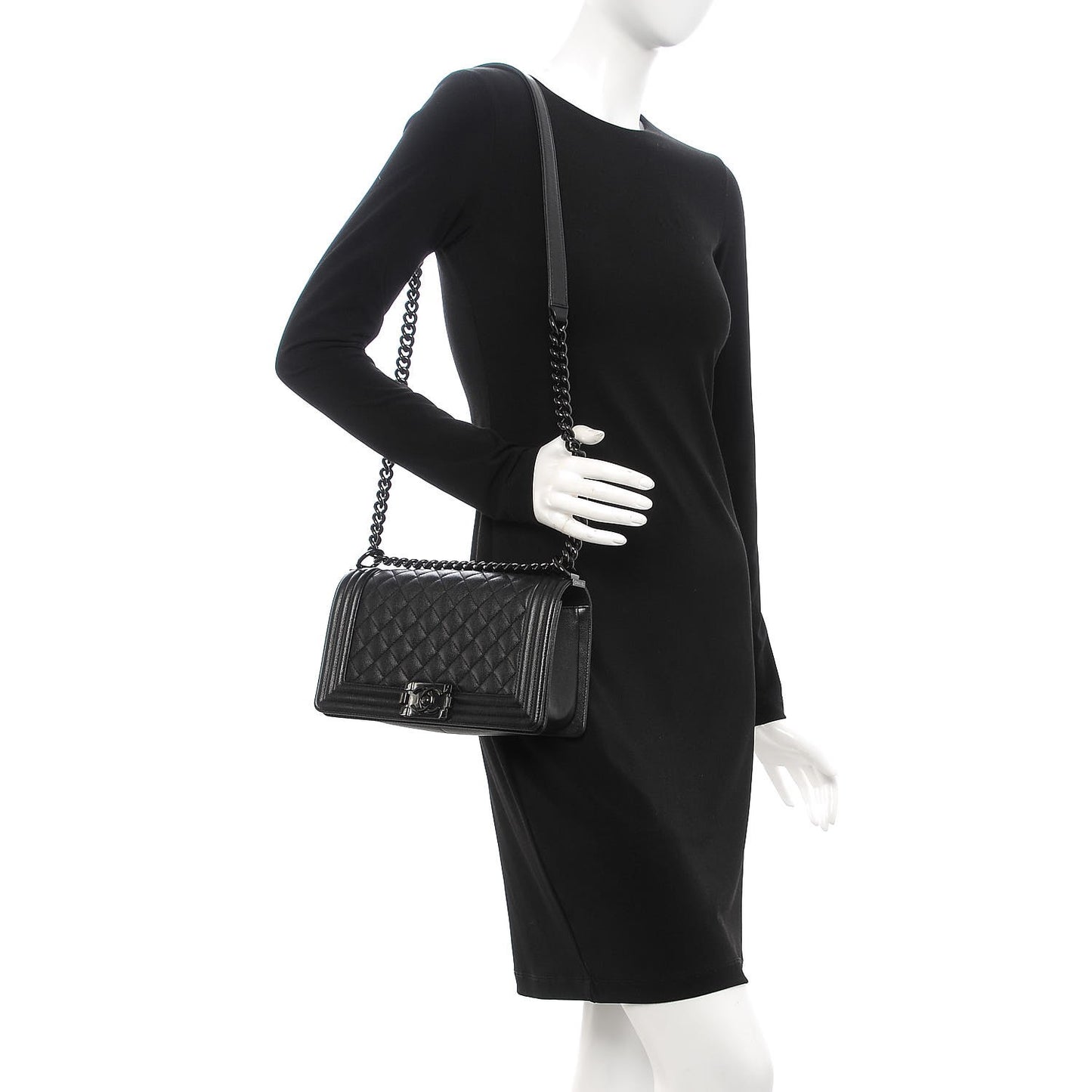 Caviar Quilted Medium Boy Flap So Black