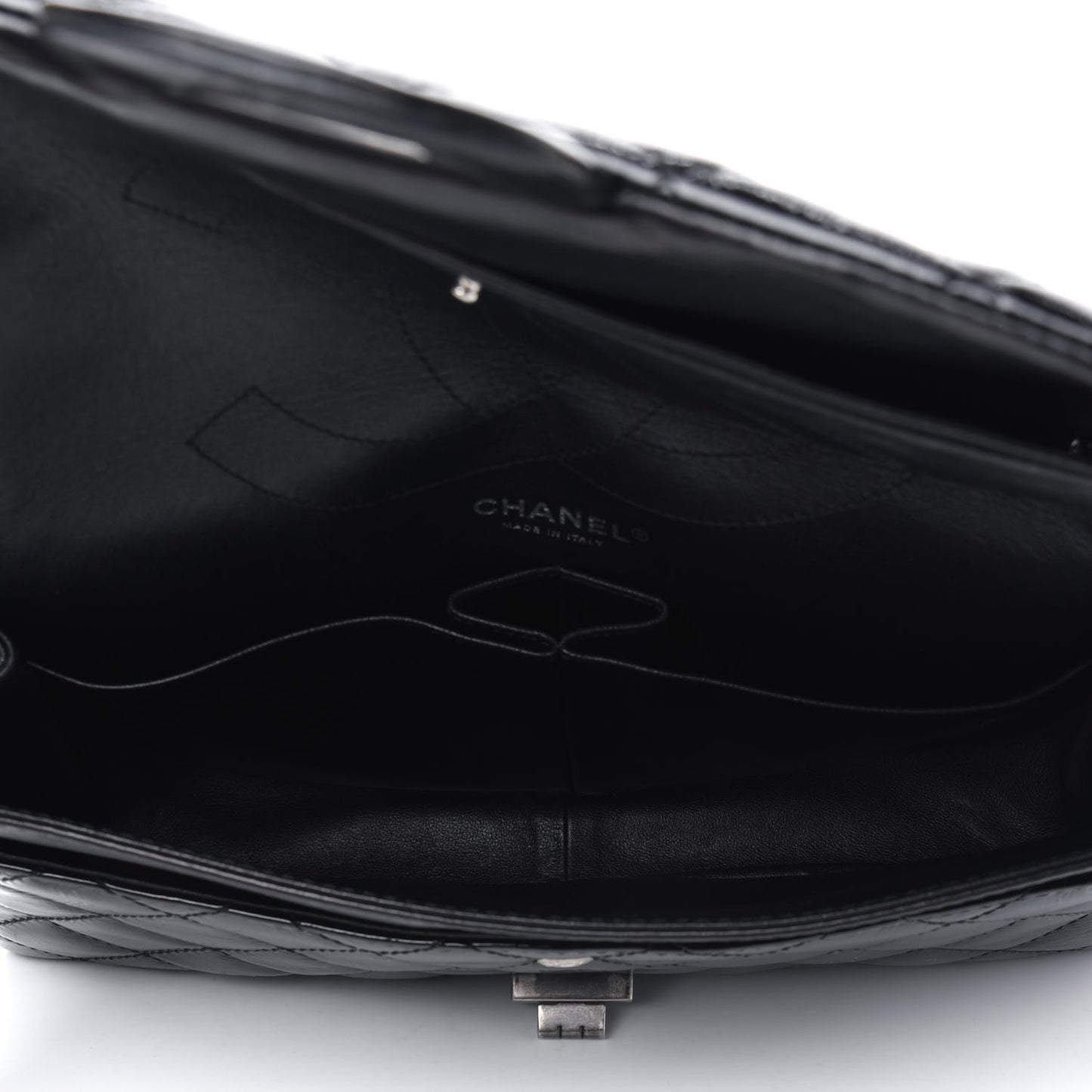 Distressed Patent Quilted 2.55 Reissue 227 Flap Black