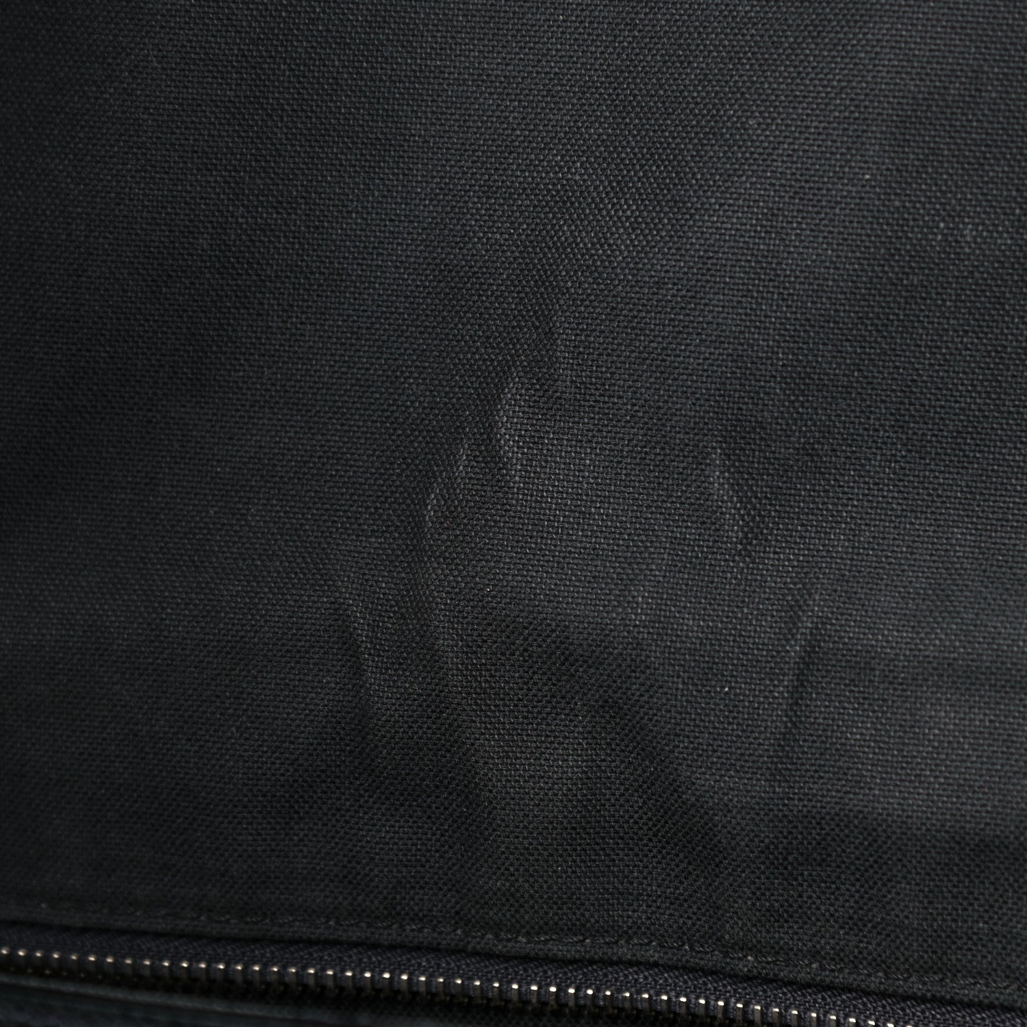 Louis Vuitton Taiga Milo Messenger Boreal 23 of 25