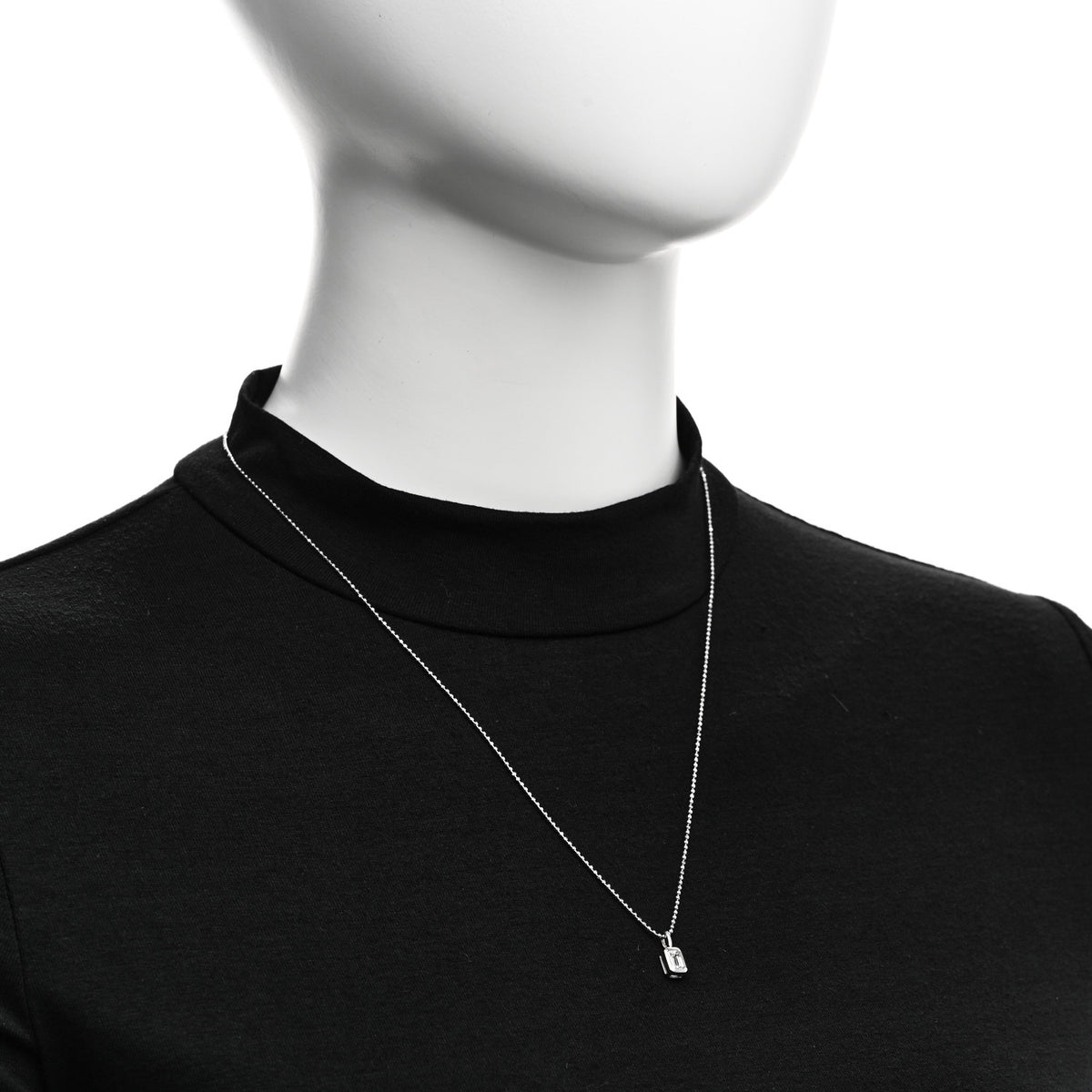 18K White Gold Diamond Emerald Cut Bezeled Pendant Necklace