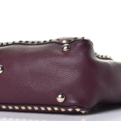 Valentino Garavani Pebbled Calfskin Medium Rockstud Tote Rubin 9 of 10