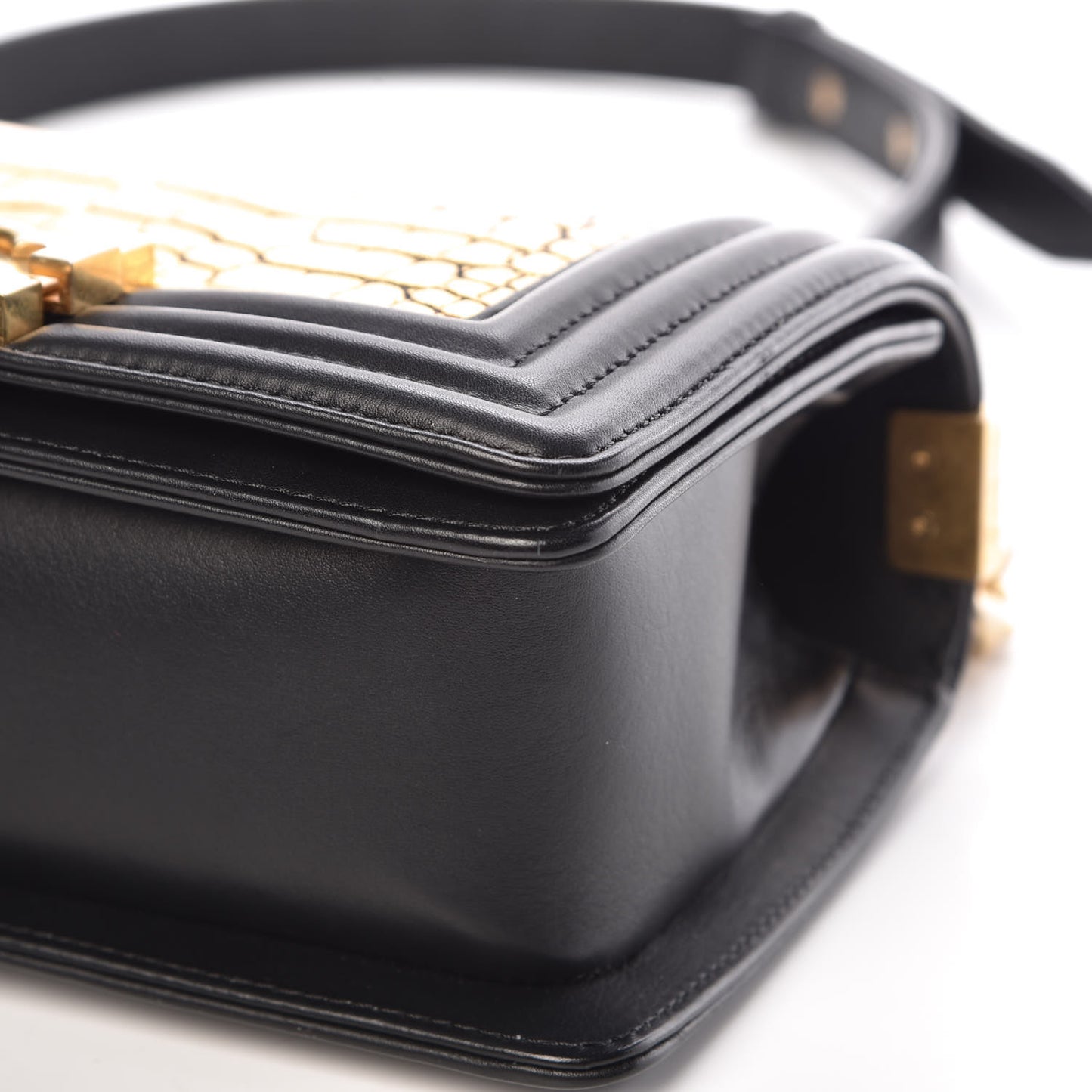 Metallic Alligator Small Boy Flap Black Gold