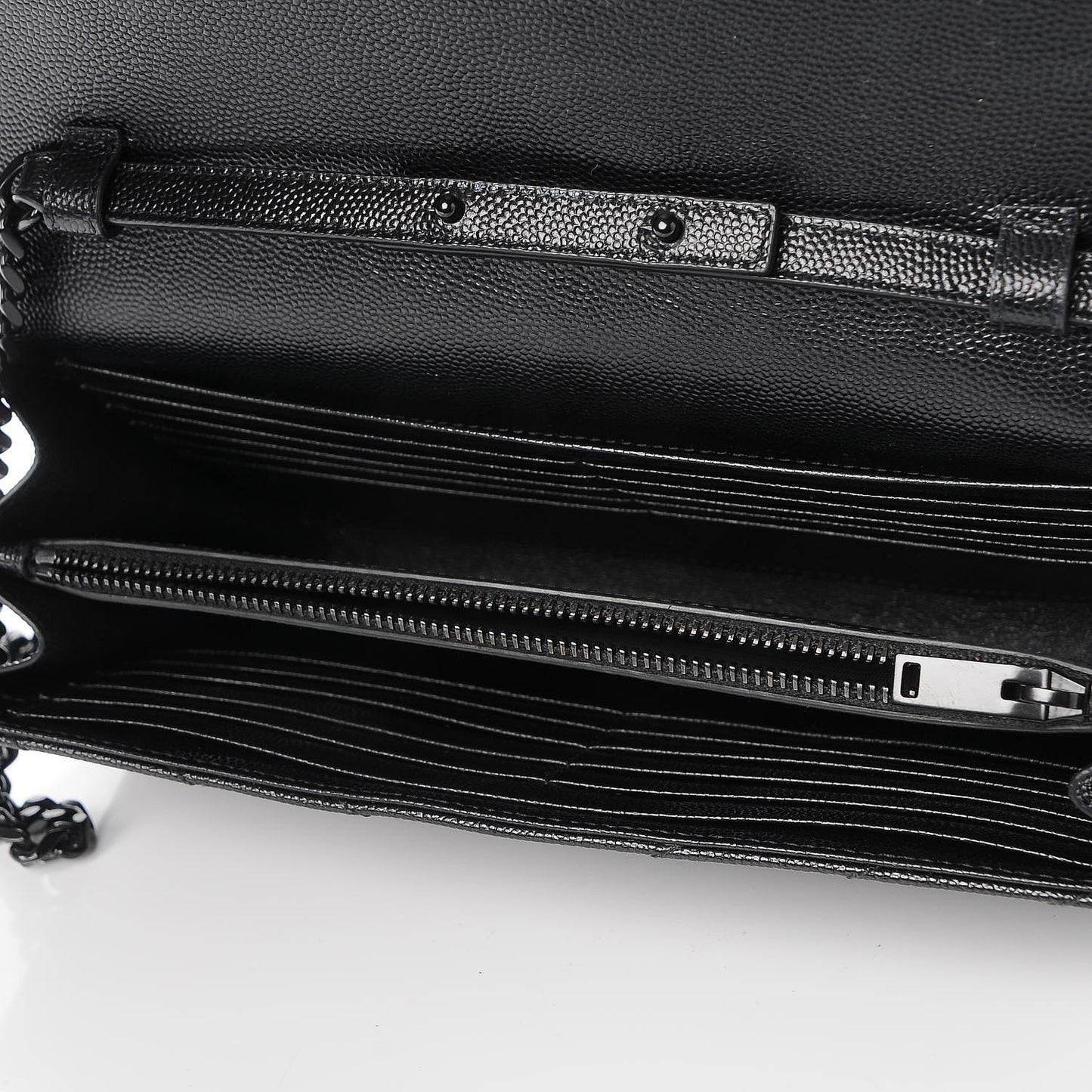 Grain De Poudre Matelasse Chevron Monogram Chain Wallet Black