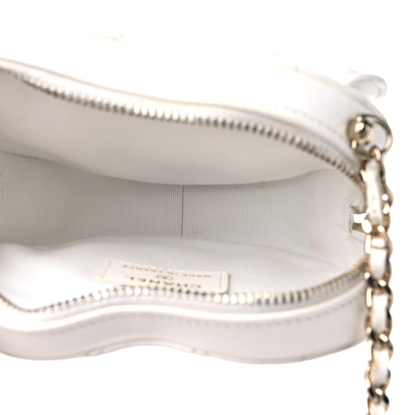 Lambskin Quilted CC In Love Heart Clutch With Chain White