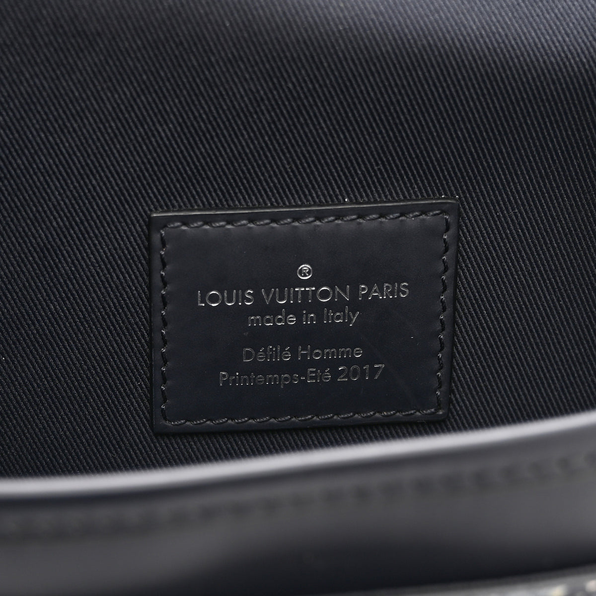 Louis Vuitton Savane Monogram Elephant Chapman Messenger BB Encre 6 of 10