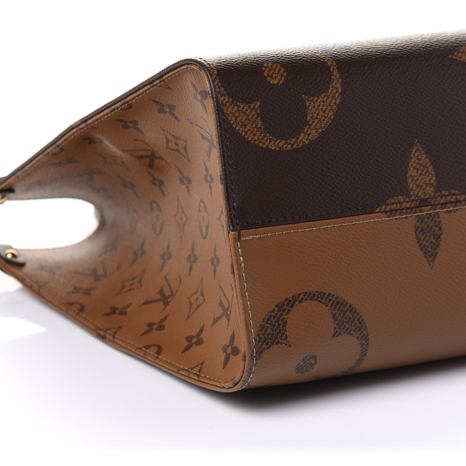 Louis Vuitton Reverse Monogram Giant Onthego MM 9 of 10