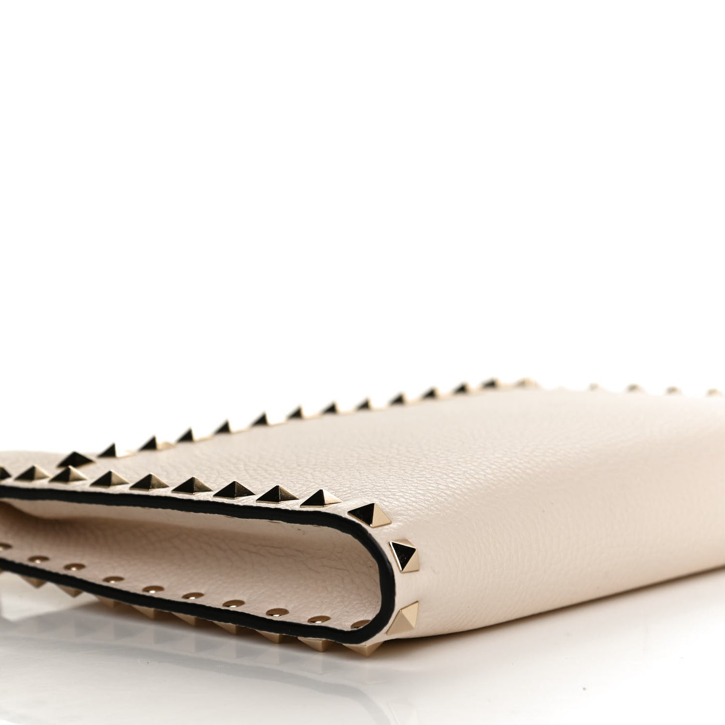 Pebbled Calfskin Rockstud Wristlet Clutch White