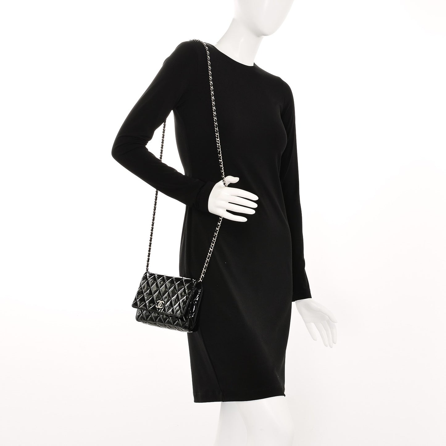 Patent Quilted Brilliant Wallet On Chain WOC Black