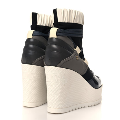 Chanel Patent Calfskin Runway Wedge Short Platform Boots 39 Grey White 4 of 7