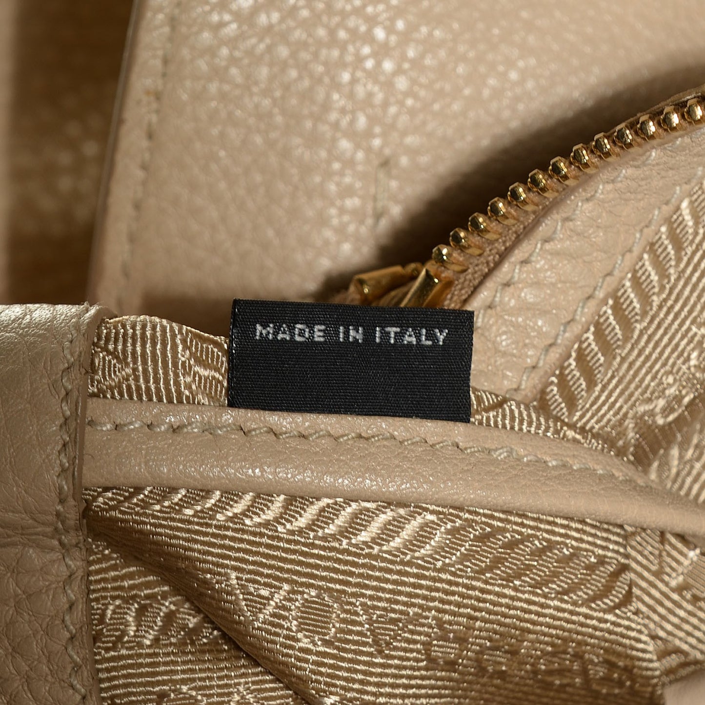 Vitello Daino North South Tote Sabbia