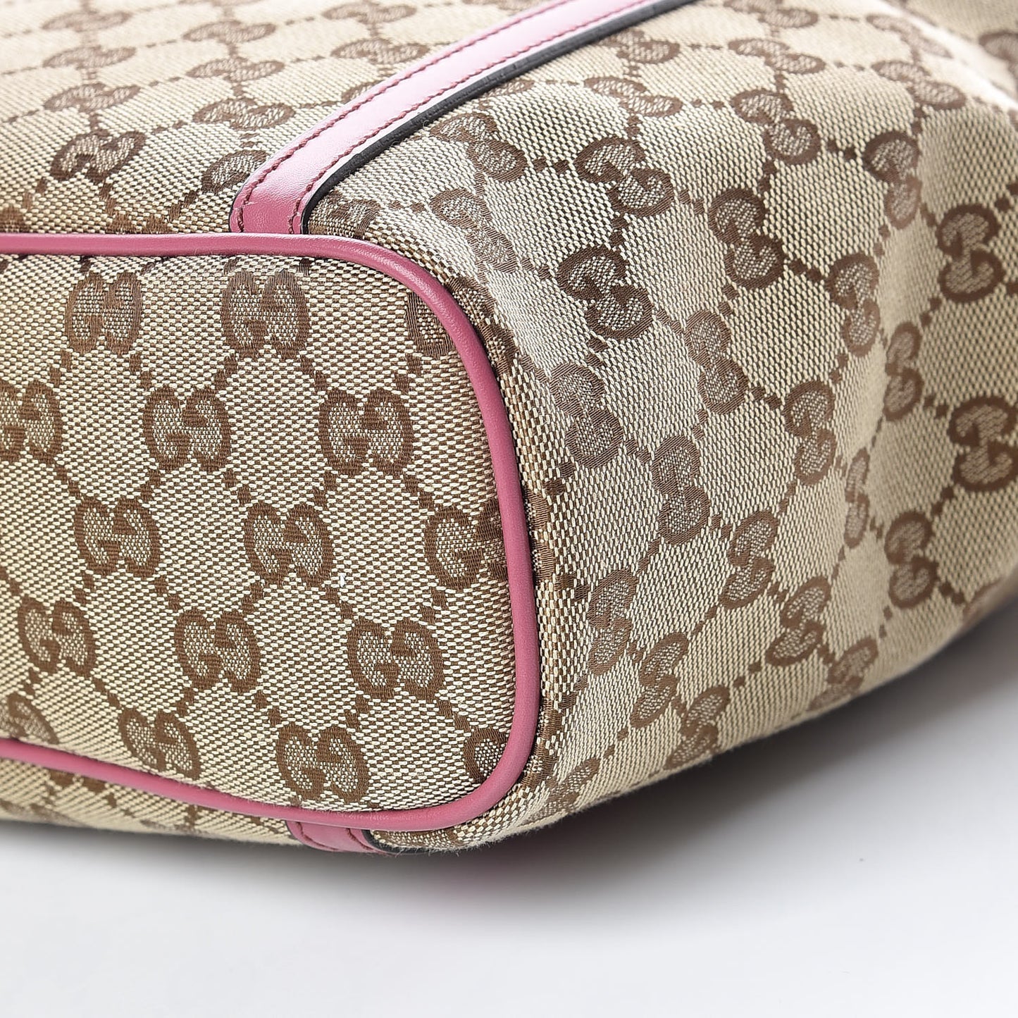 GG Monogram Medium Joy Tote Peonia Flower