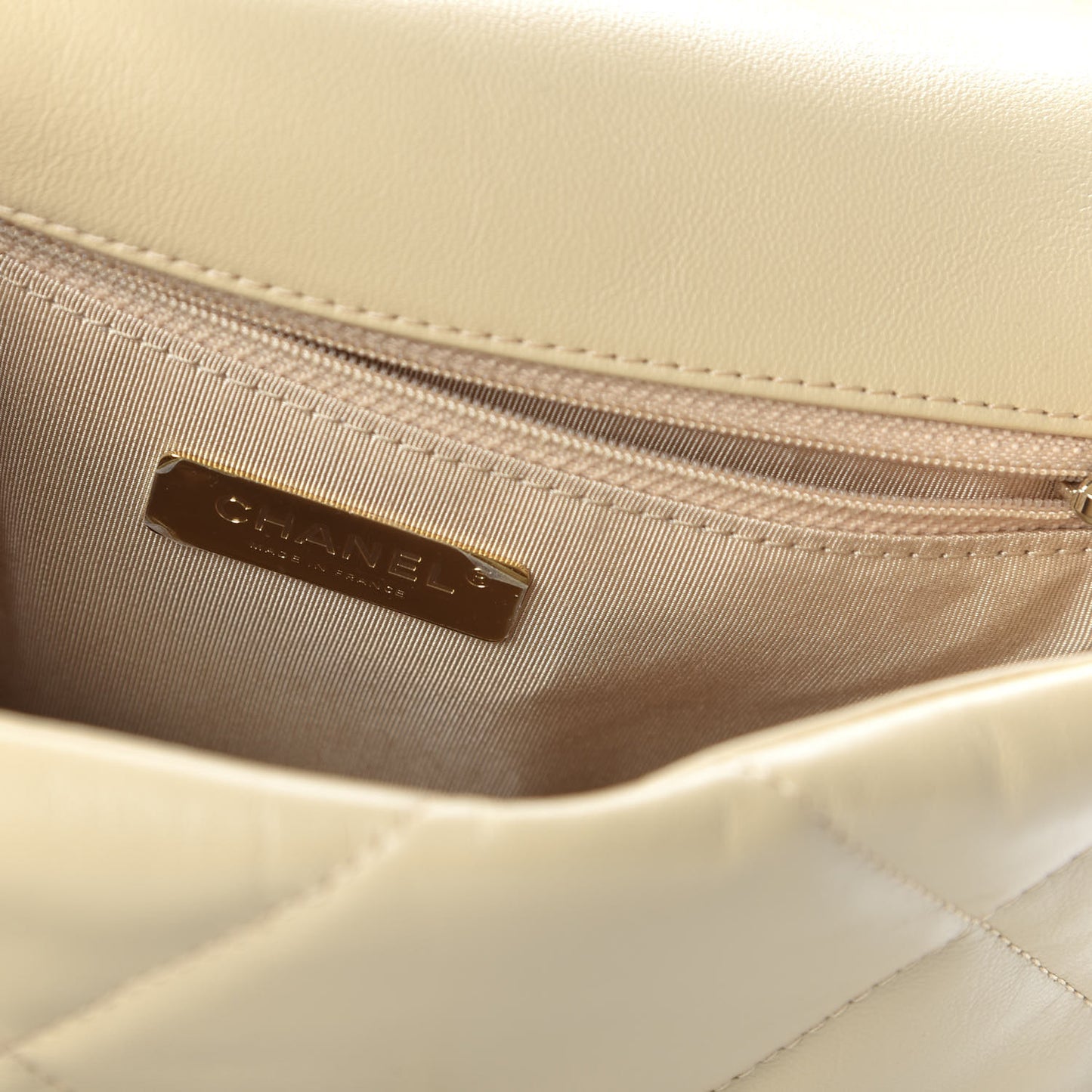 Lambskin Quilted Medium 19 Flap Beige