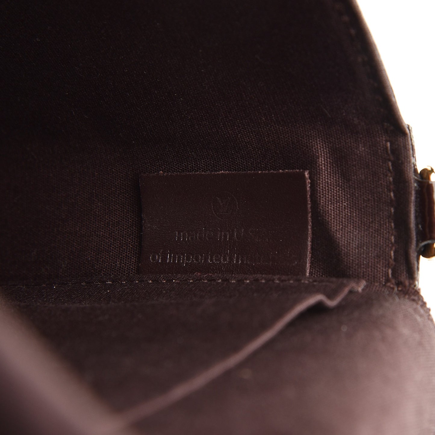 Vernis Pochette Felicie Chain Wallet Amarante