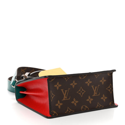 Louis Vuitton Vernis Epi Monogram Spring Street Blue 5 of 10