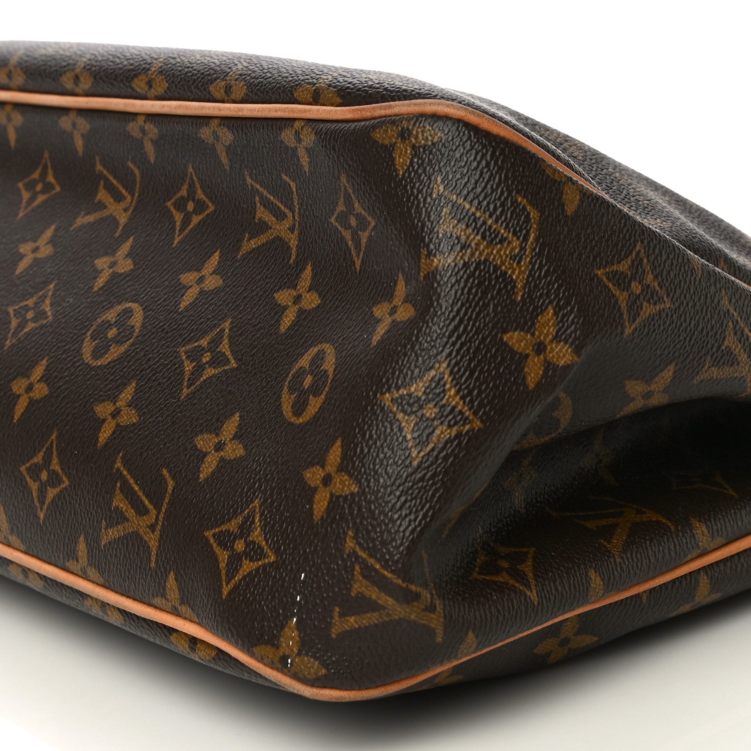 Louis Vuitton Monogram Batignolles Horizontal 8 of 11