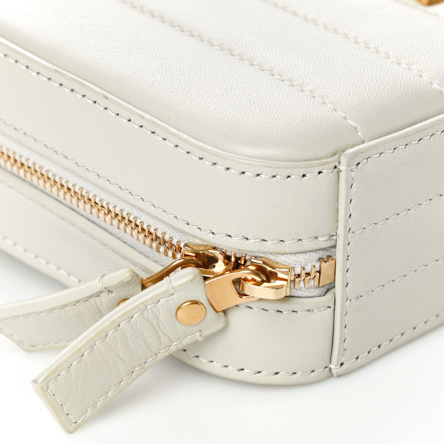 Saint Laurent Lambskin Matelasse Vicky Monogram Belt Bag Crema Soft 8 of 11