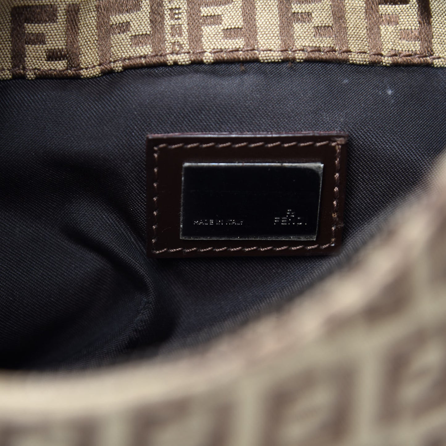 Zucchino Vitello Hobo Tobacco