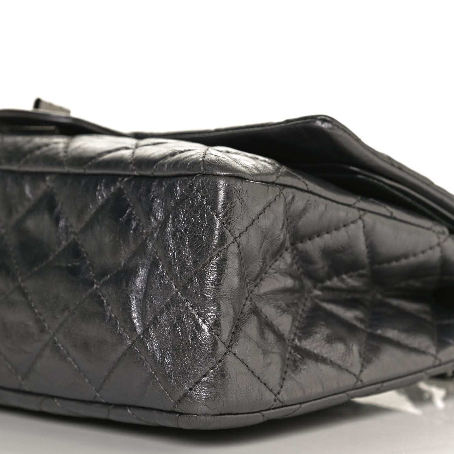 Metallic Aged Calfskin Quilted 2.55 Reissue 226 Flap Silver