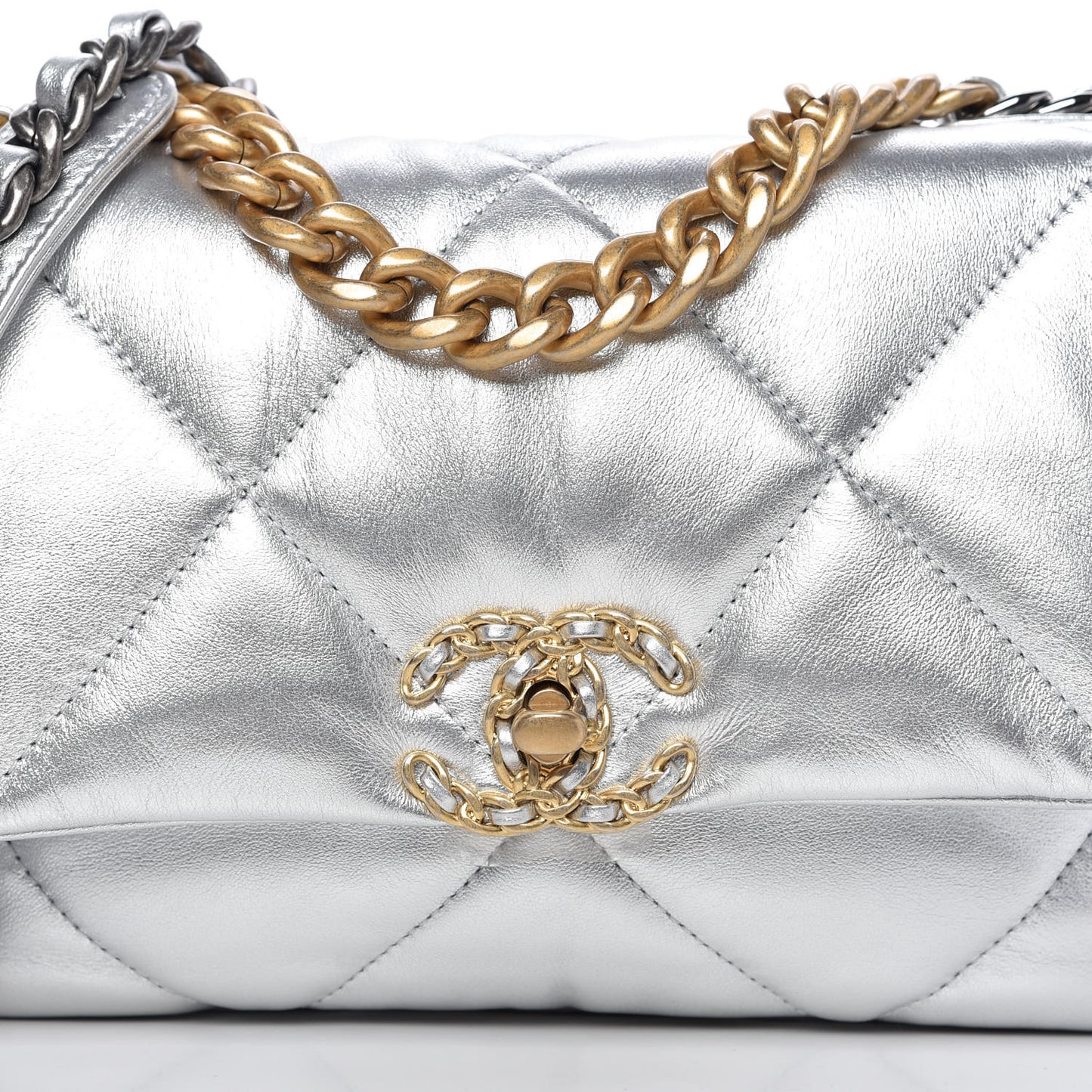 Metallic Lambskin Quilted Medium Chanel 19 Flap Silver
