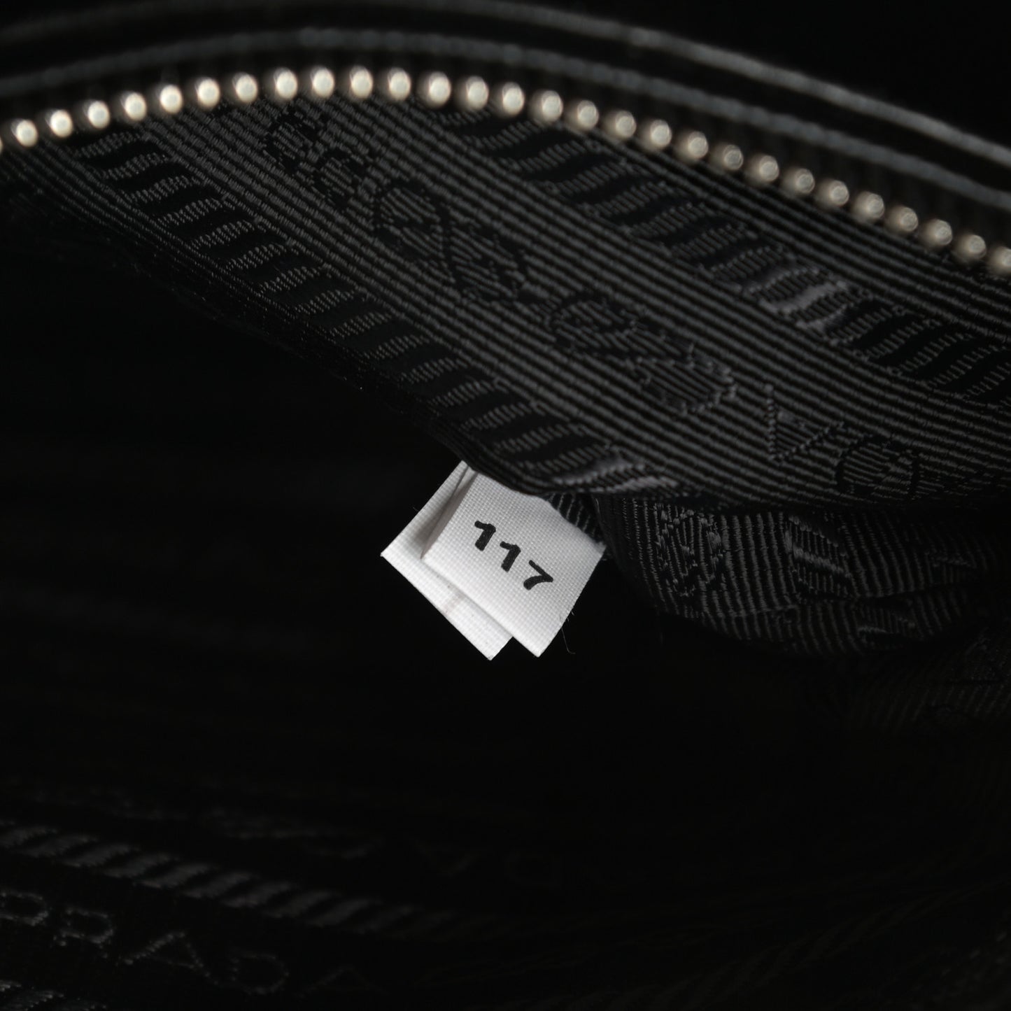 Saffiano Baiadera Striped Medium Galleria Double Zip Tote Caramel Black White