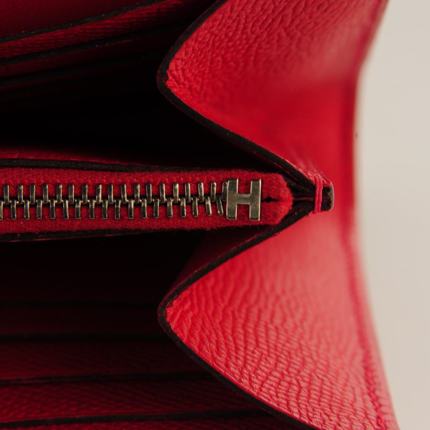 Epsom Constance Long Wallet Rouge Casaque