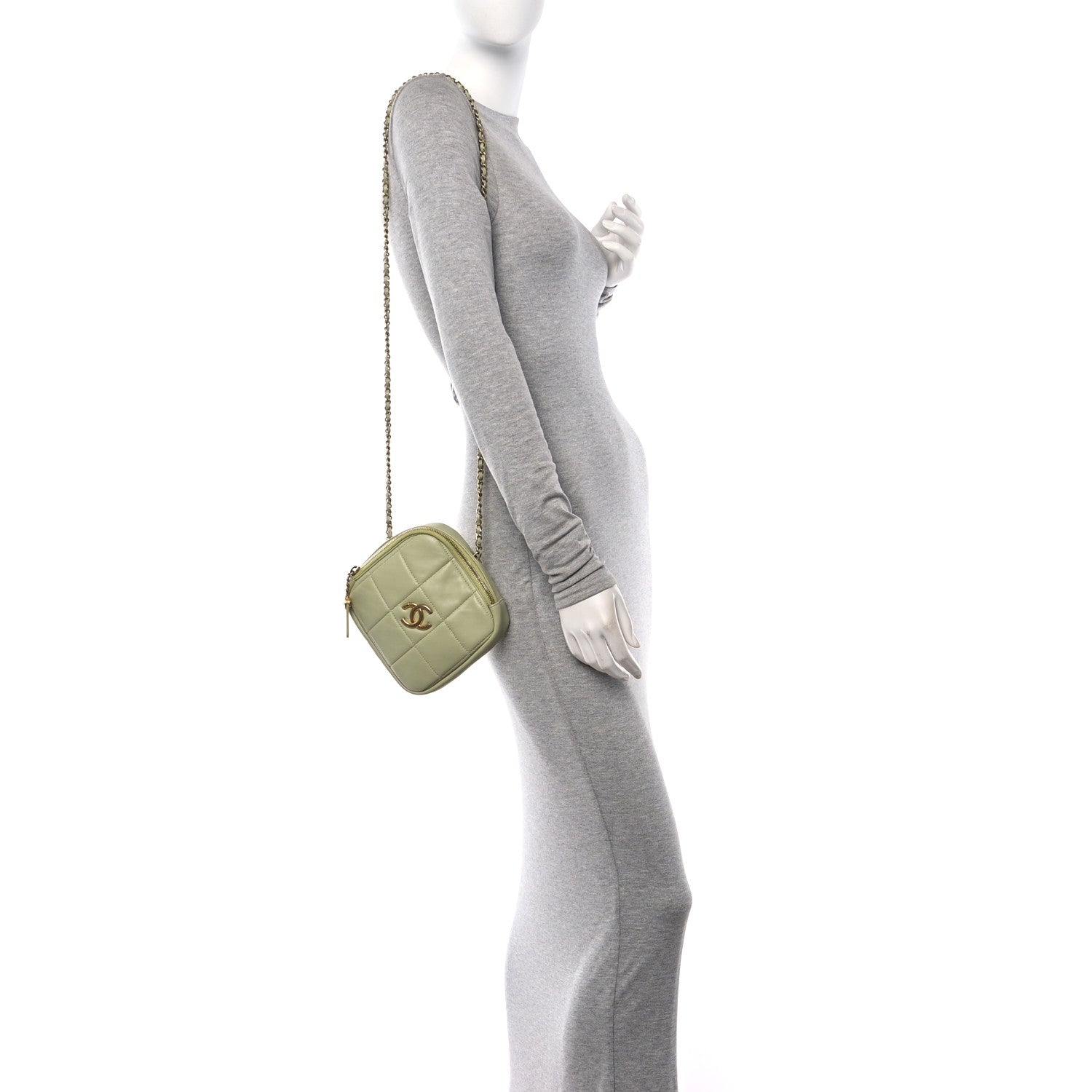 Chanel Lambskin Quilted Diamond Clutch With Chain Light Green 2 of 11