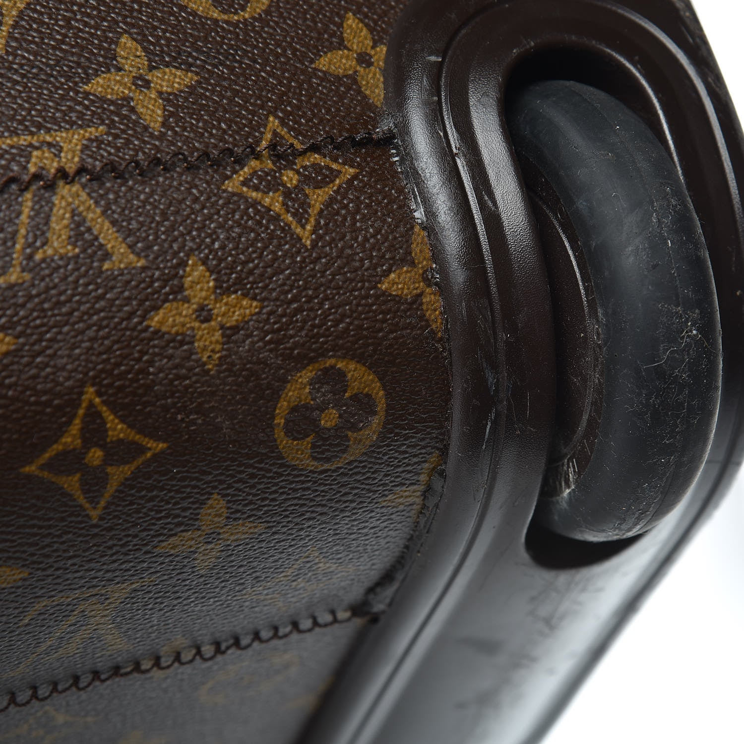 Louis Vuitton Monogram Eole 60 32 of 33