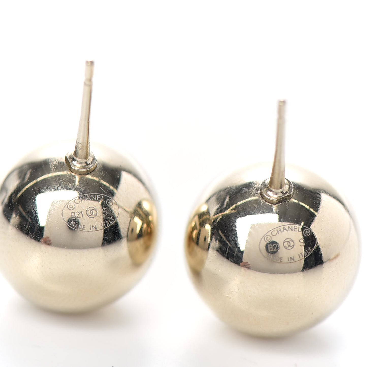 Metal Bead CC Stud Earrings Gold