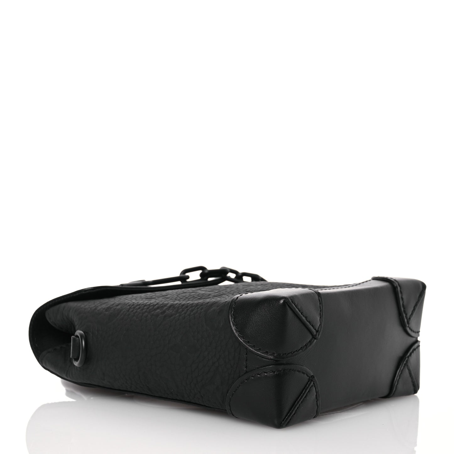 Taurillon Monogram Nano Steamer Black