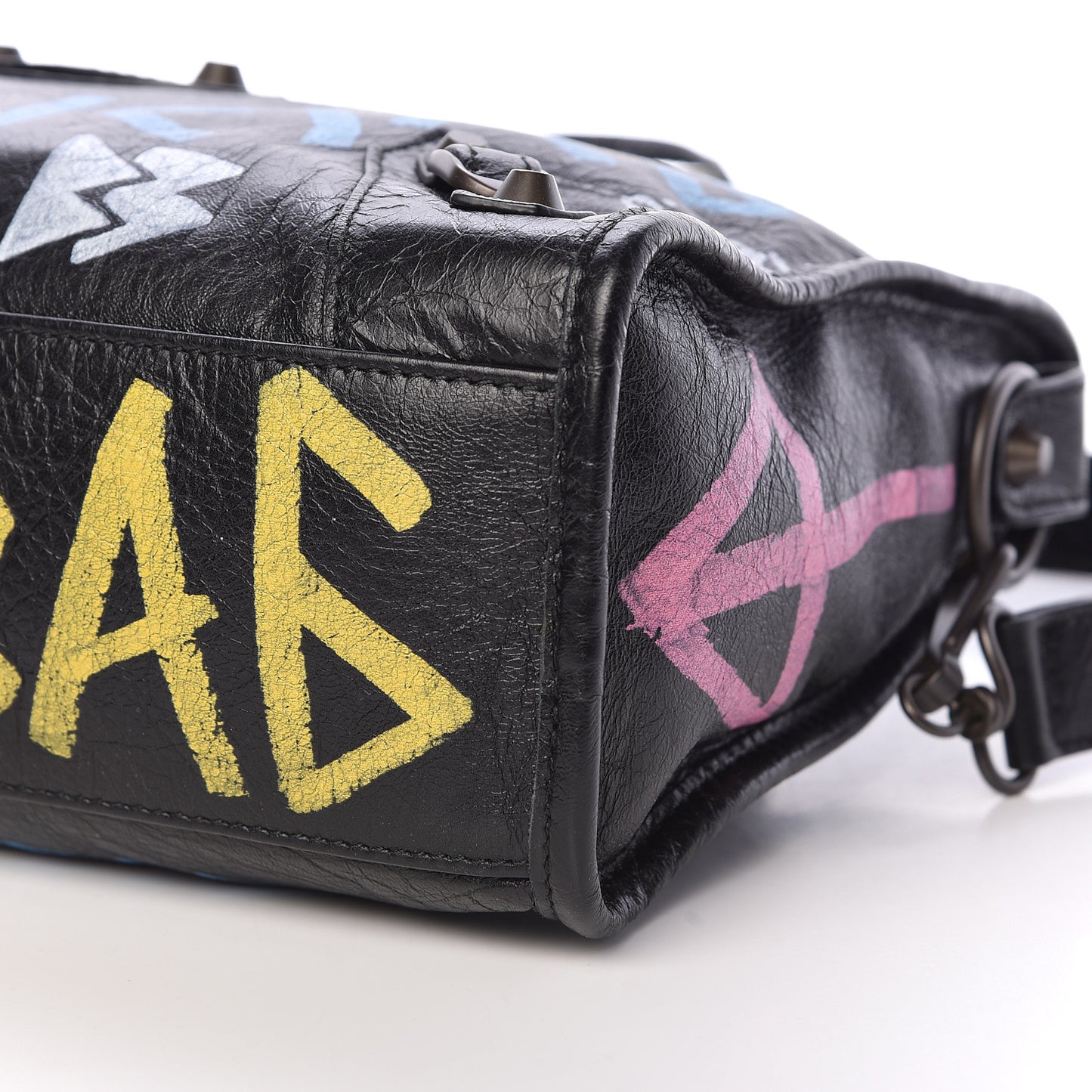 Agneau Graffiti All Over Classic Hardware S City Black Multicolor
