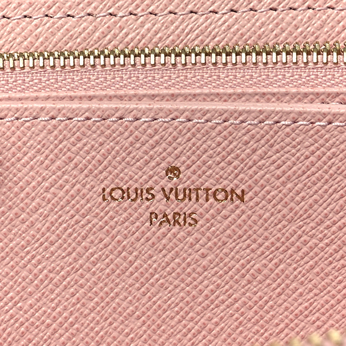 Damier Azur Zippy Wallet Rose Ballerine