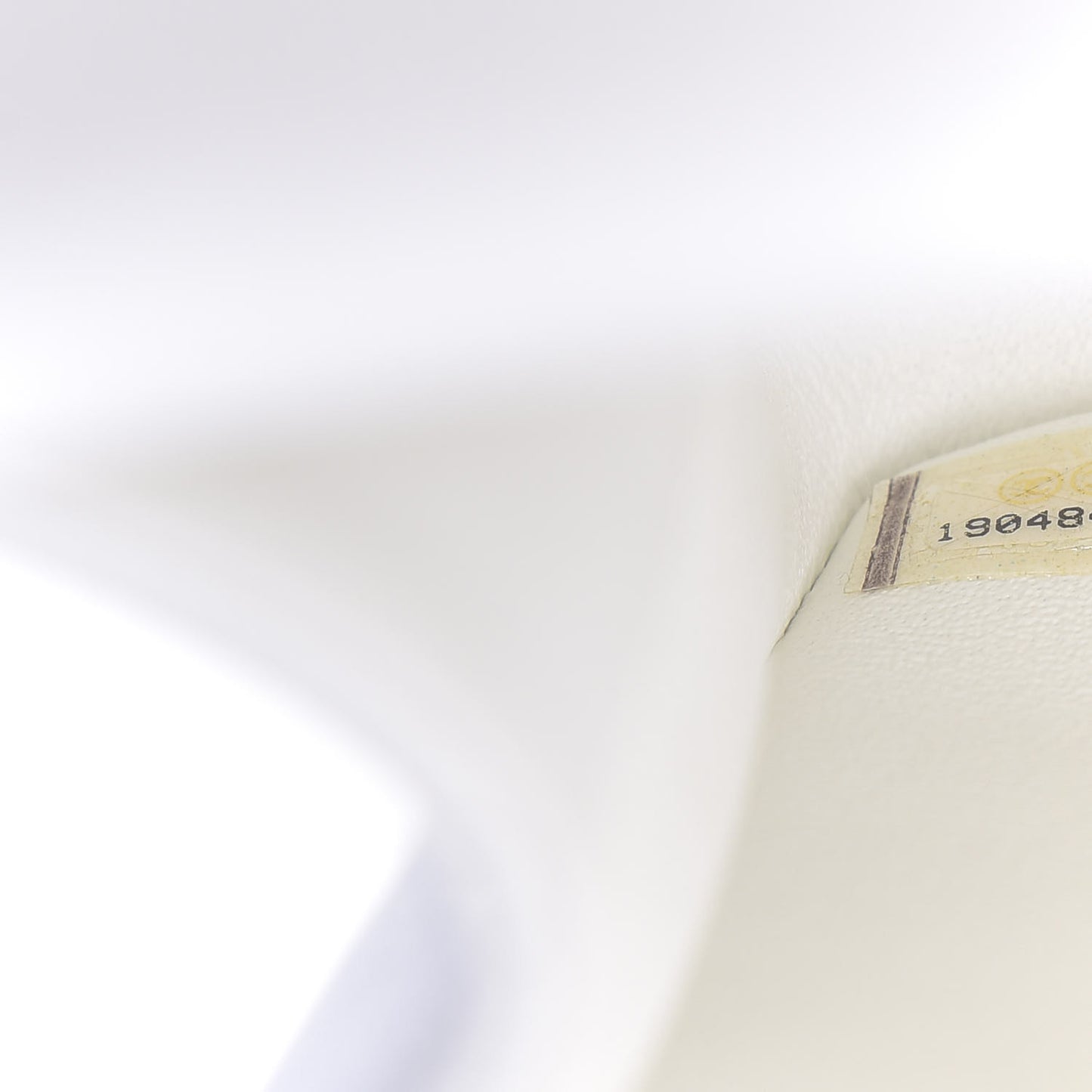 Caviar Quilted Jumbo Double Flap White