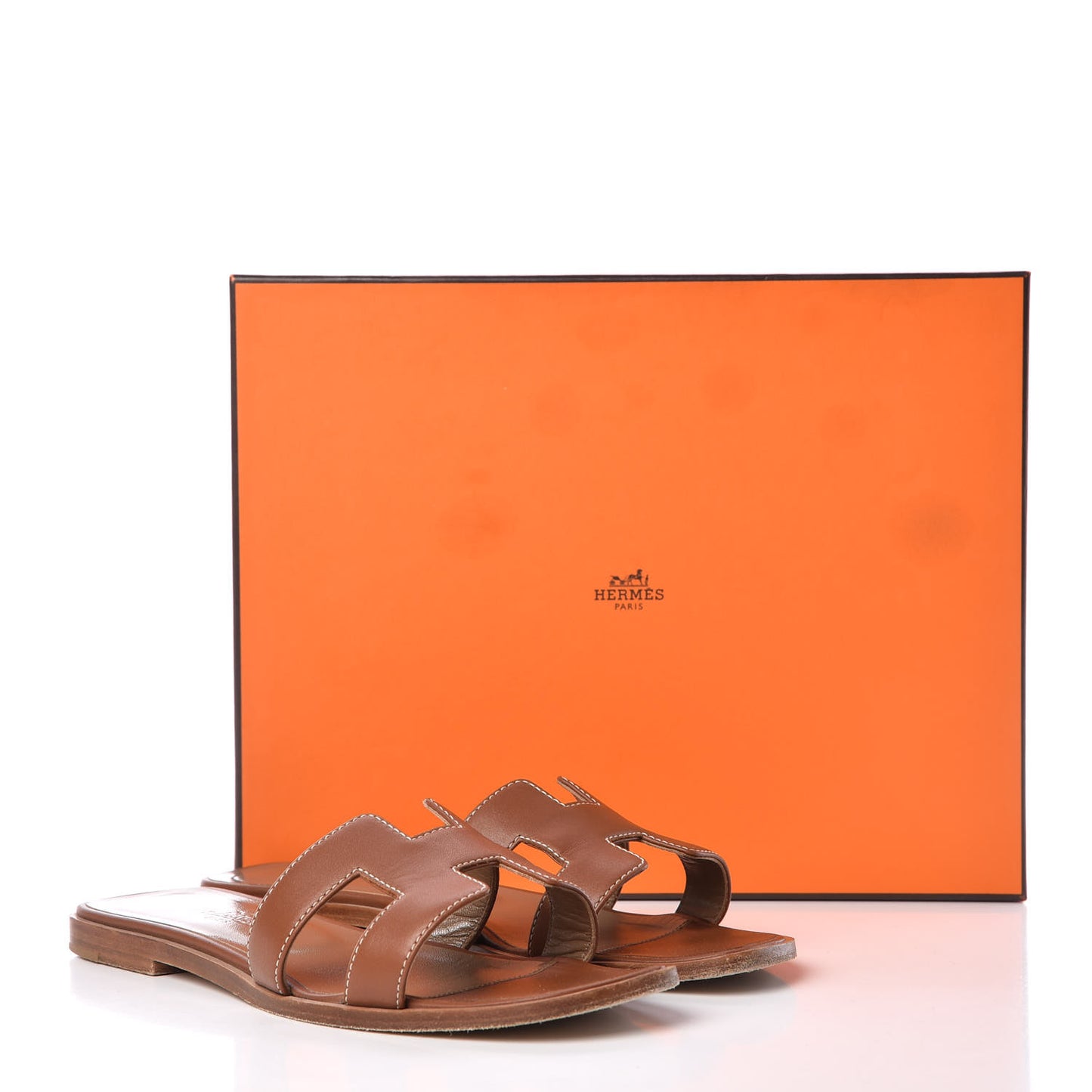 Box Calfskin Oran Sandals 36 Gold