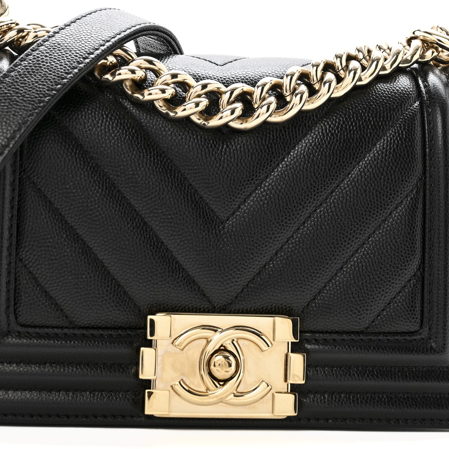 Caviar Chevron Quilted Small Boy Flap Black