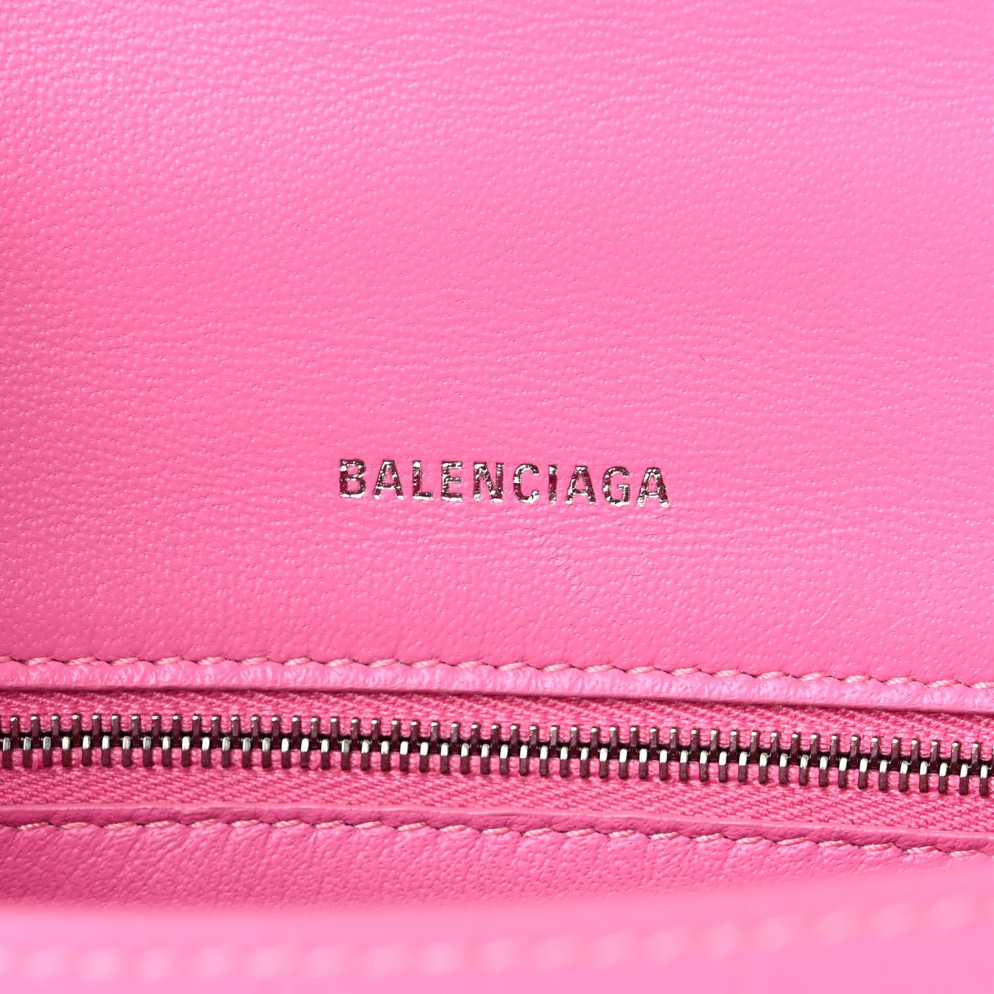 Shiny Calfskin Crocodile Embossed Small Hourglass Top Handle Bag Baby Pink
