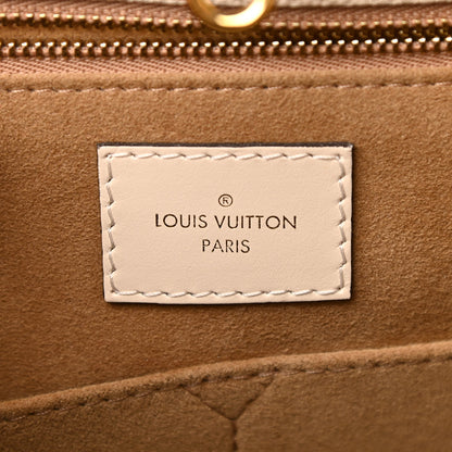 Louis Vuitton Empreinte Monogram Giant Onthego GM Creme 6 of 12