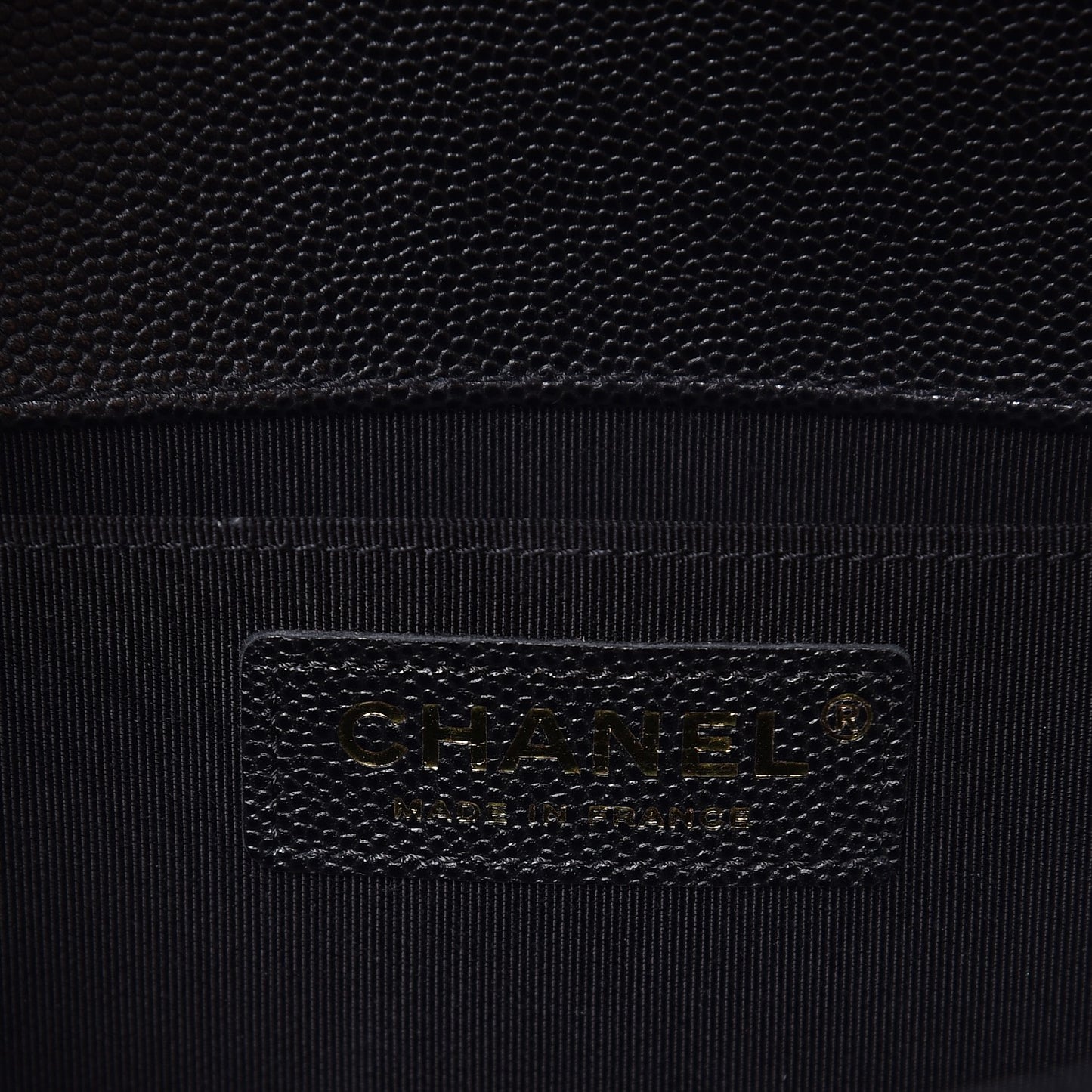 Caviar Quilted Medium Boy Flap Black