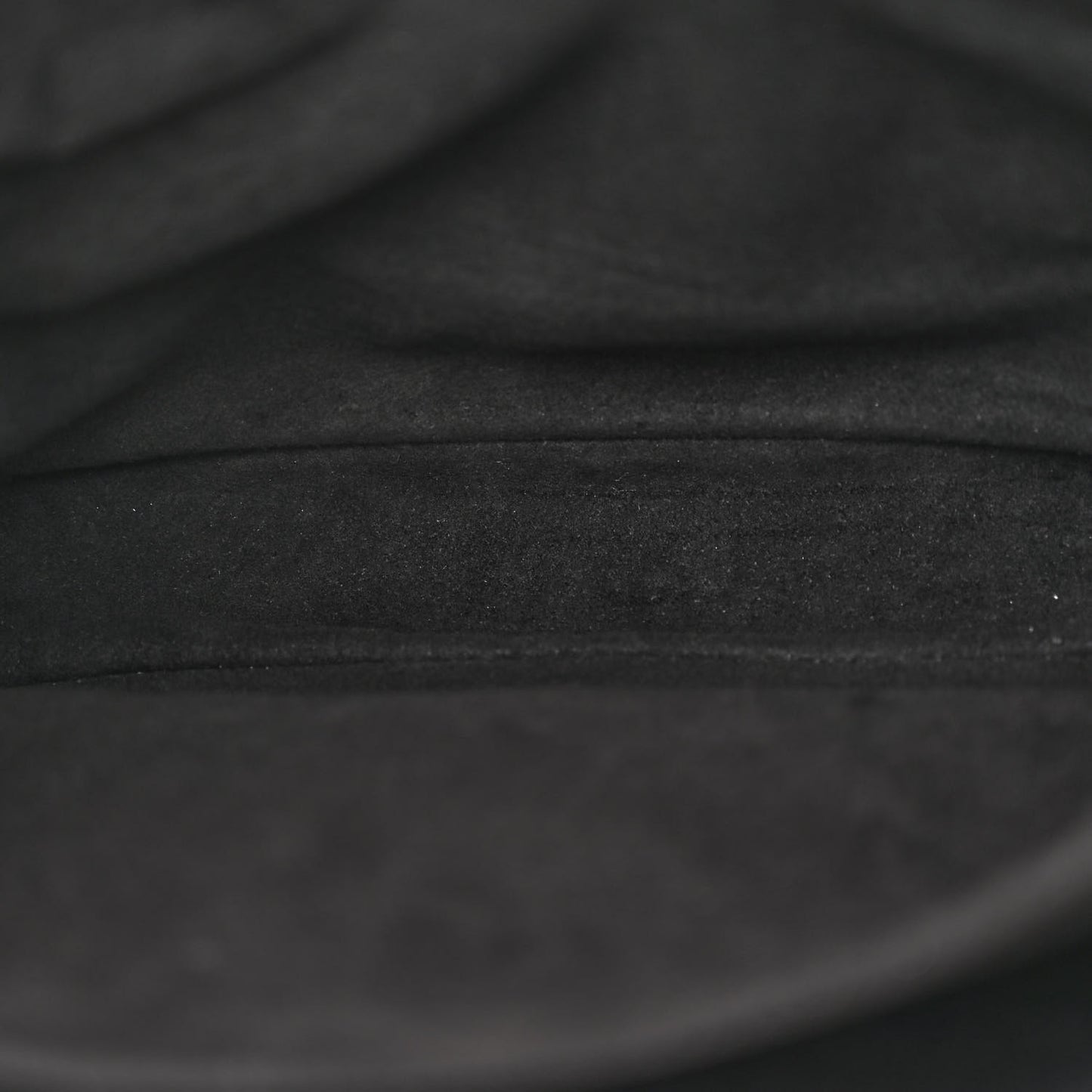 Reverse Monogram Pochette Metis