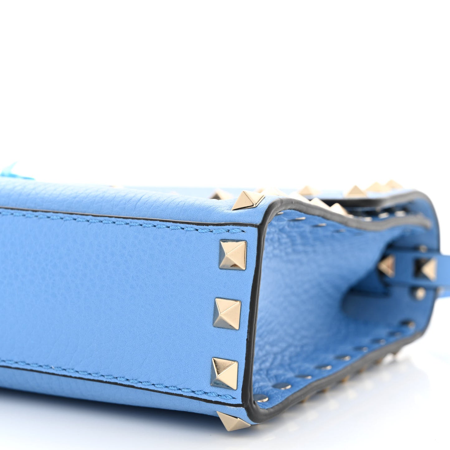 Pebbled Calfskin Medium Rockstud Flip Lock Crossbody Bag Denim
