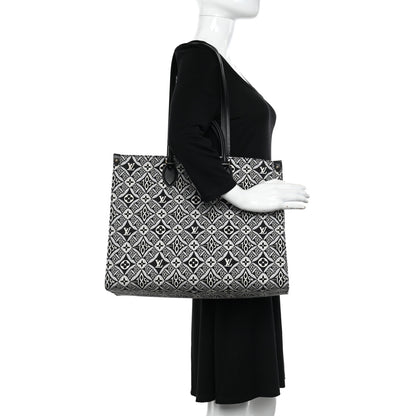 Louis Vuitton Jacquard Since 1854 Onthego GM Grey 2 of 9