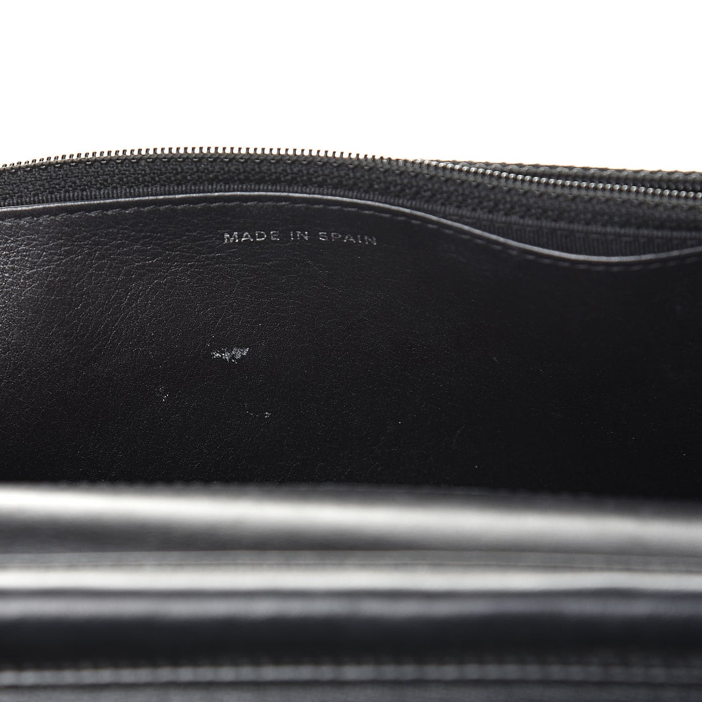 Patent Quilted Wallet On Chain WOC Black