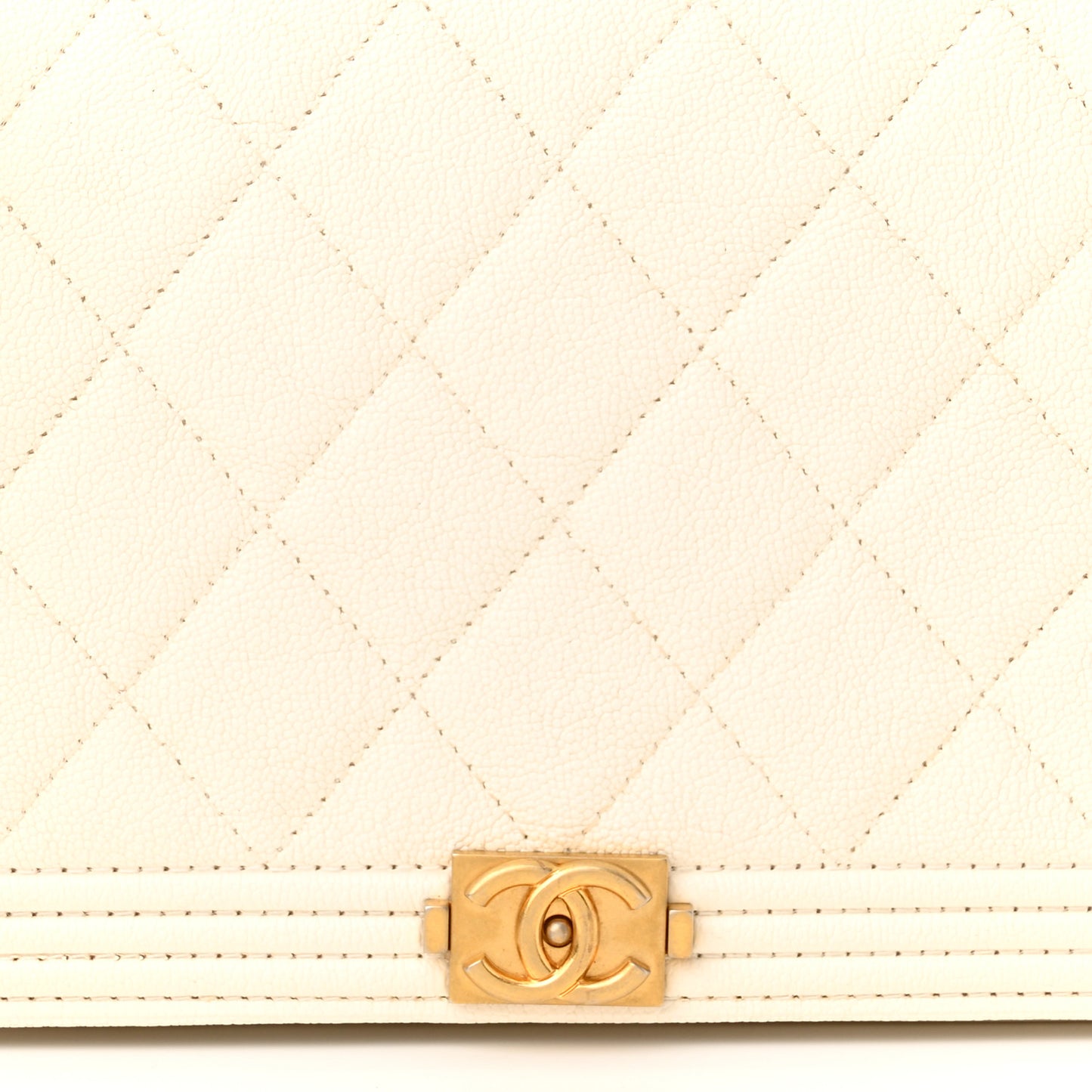 Caviar Quilted Boy Wallet On Chain WOC White