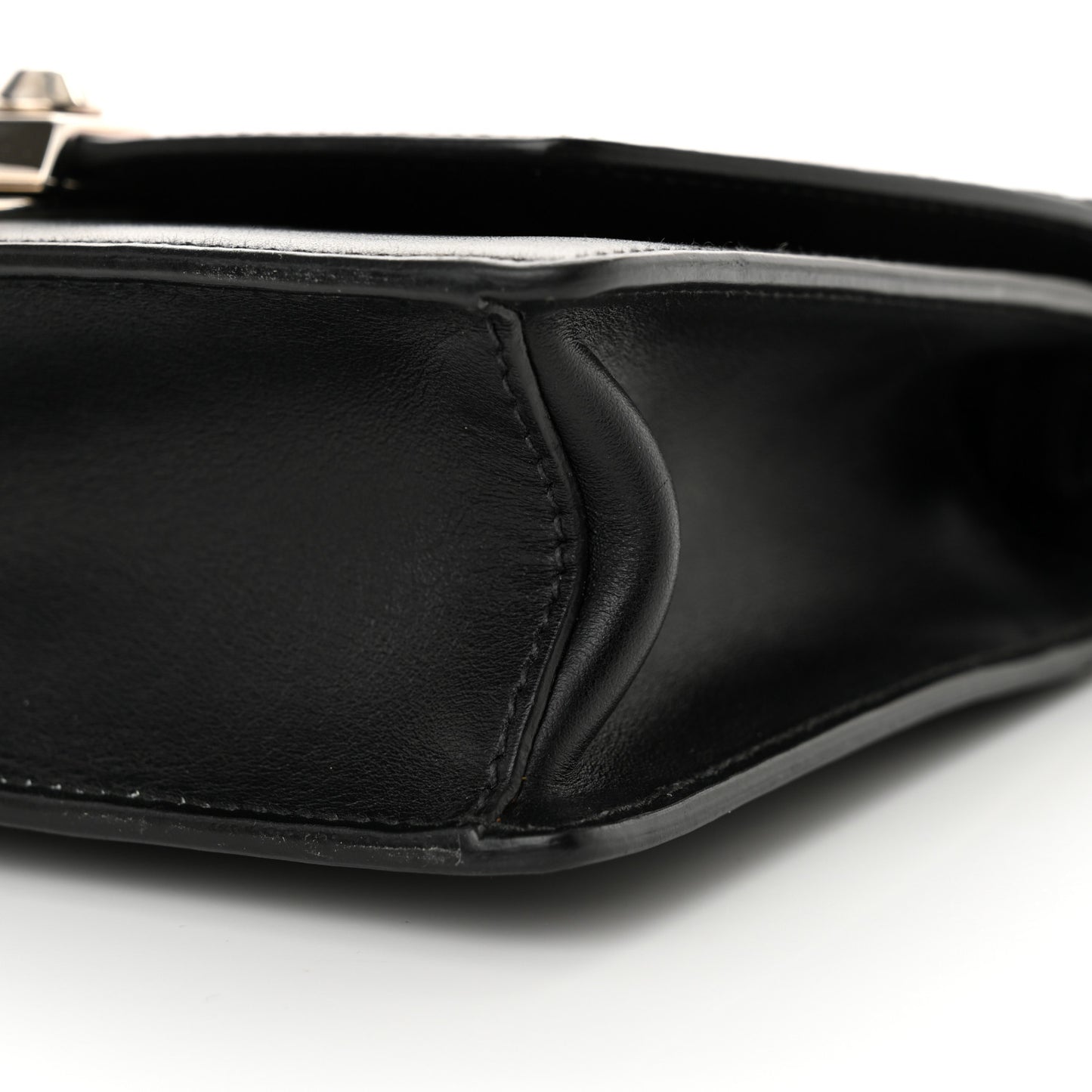 City Calfskin Saffiano Racing Logo Elektra Shoulder Bag Fuxia Black