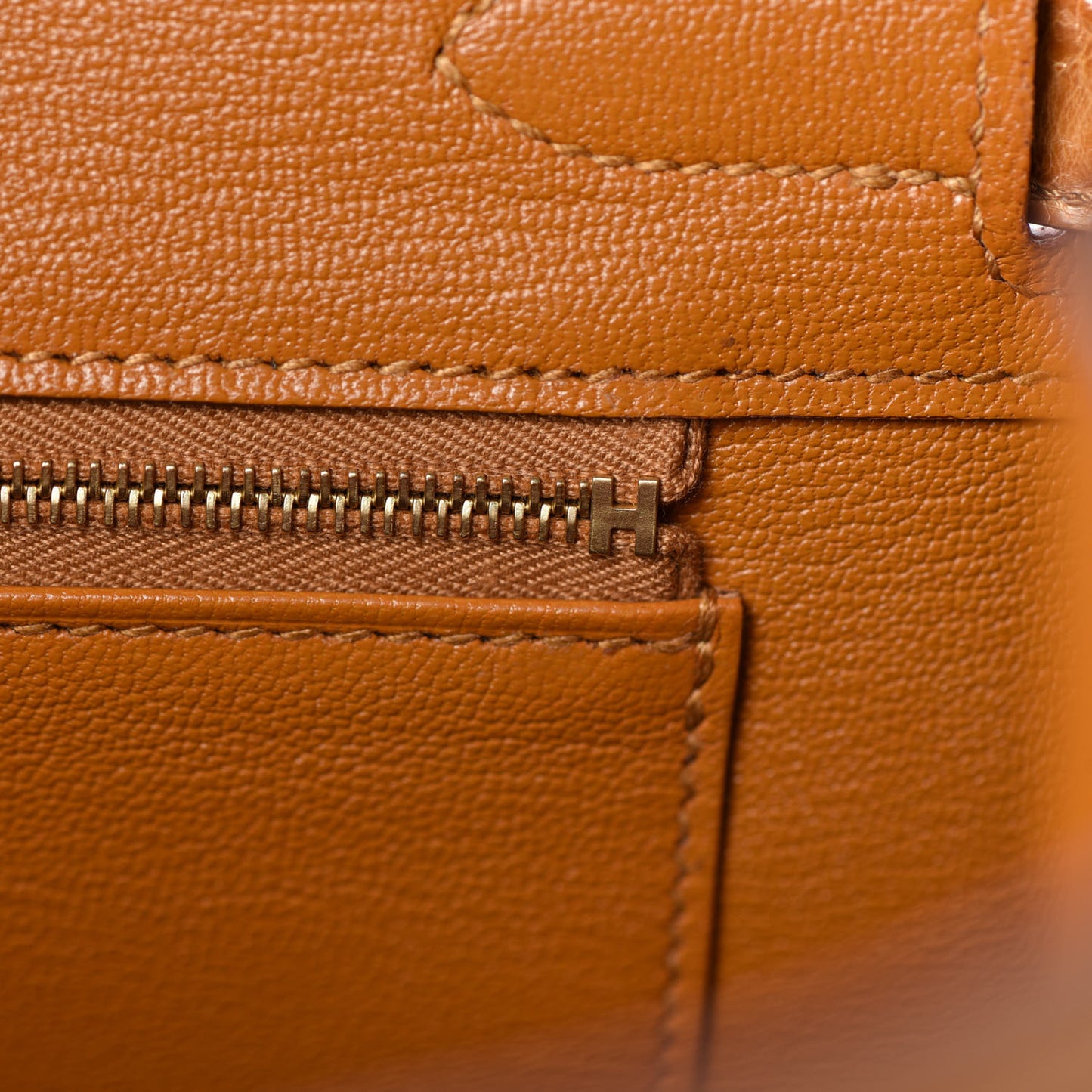 Togo Shiny Niloticus Crocodile Birkin Touch 30 Caramel Tabac Camel