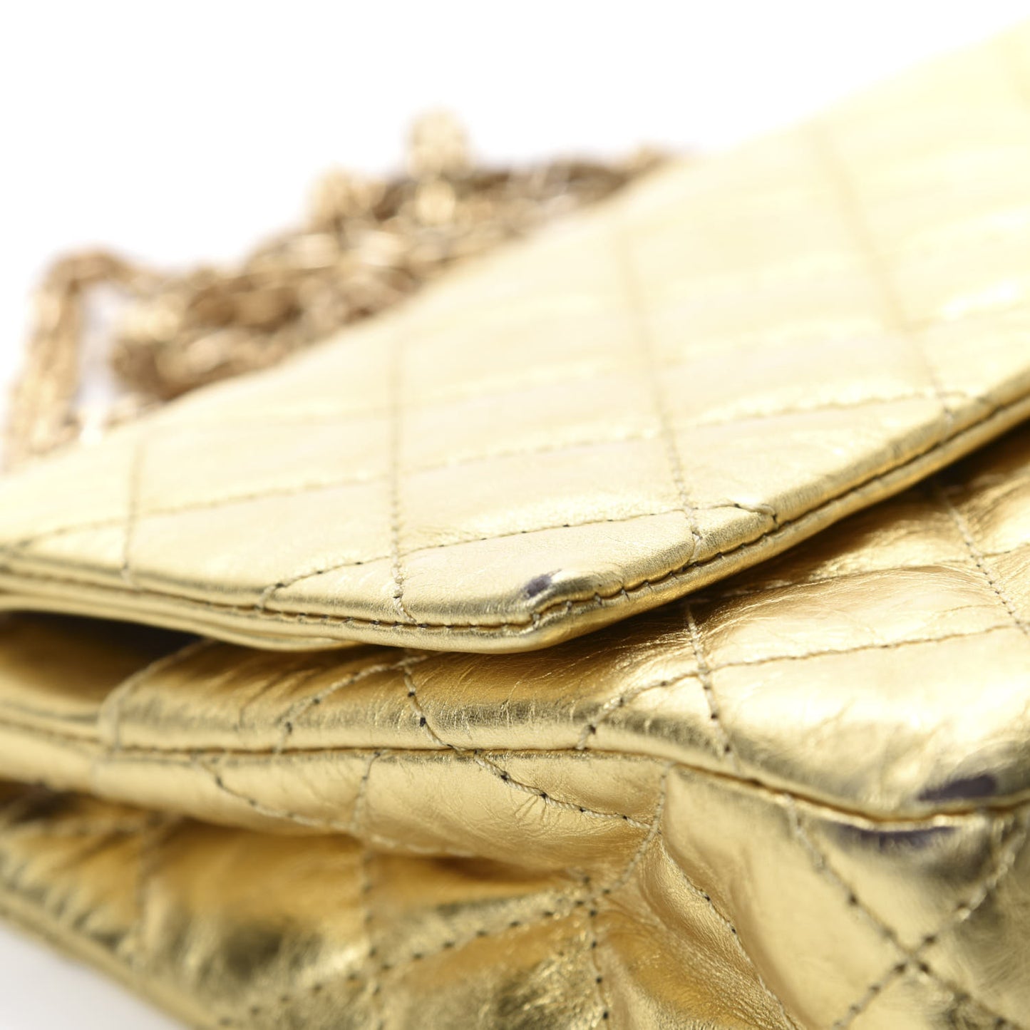 Metallic Aged Calfskin Quilted 2.55 Reissue 225 Flap Gold