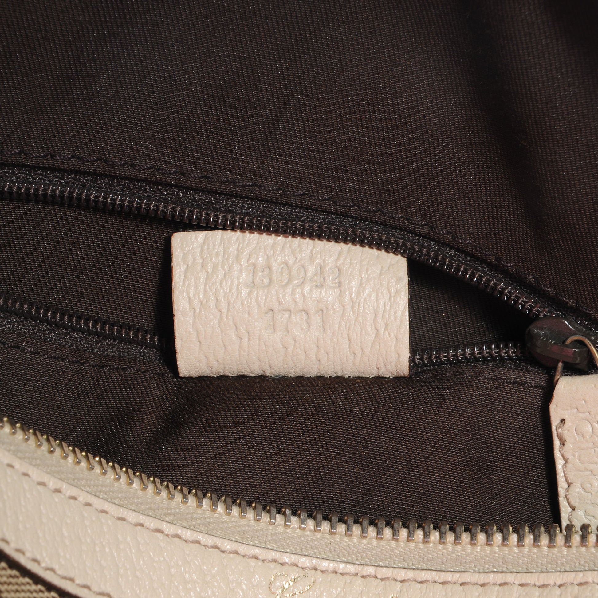 Gucci Monogram Small Abbey Boston Off White 7 of 8